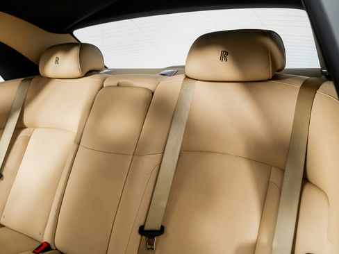 Used 2013 Rolls-Royce Ghost image 28