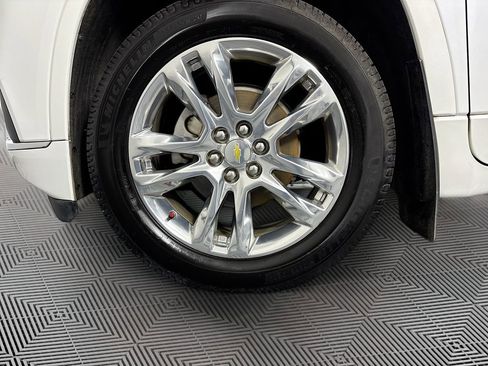 Used 2020 Chevrolet Traverse High Country w/ LPO, Floor Liner Package FWD image 33