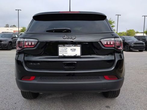 New 2026 Jeep Compass Latitude image 5