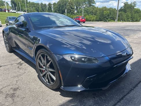 Used 2020 Aston Martin V8 Vantage Coupe RWD image 1