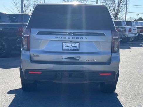 Used 2024 Chevrolet Suburban RST w/ Luxury Package image 8