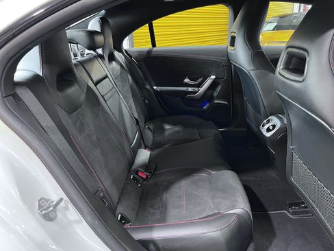 Used 2023 Mercedes-Benz CLA 250 image 18