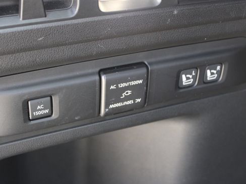 Used 2025 MAZDA CX-70 Plug-In Hybrid w/ Premium Plus AWD/4WD image 11