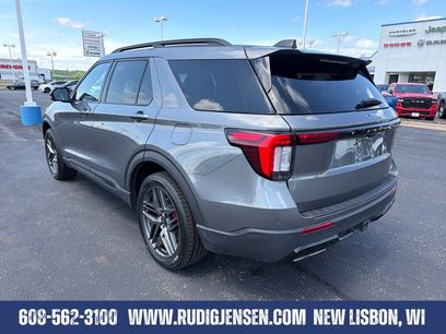 Used 2025 Ford Explorer ST-Line w/ ST-Line Street Pack