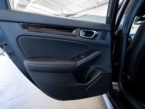 Used 2024 Honda Civic Sport Touring image 37