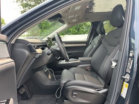 New 2025 Volvo EX90 Ultra image 12