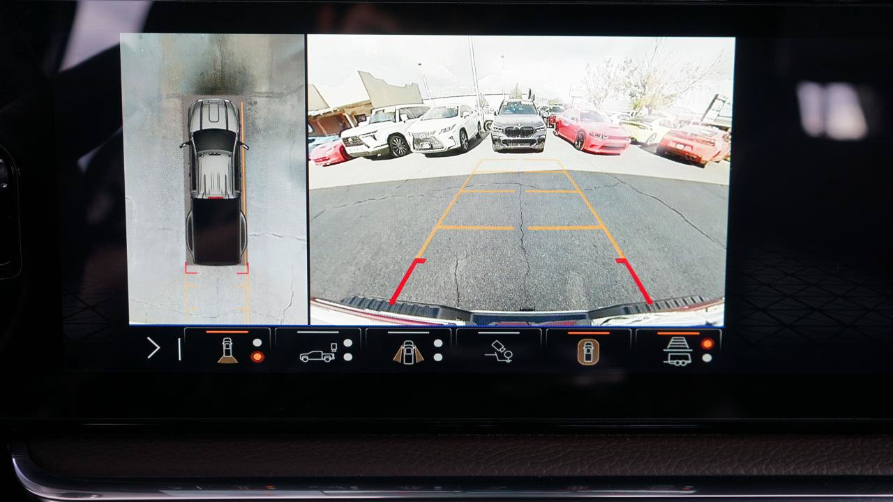 Used 2025 GMC Sierra 3500 Denali w/ Denali Reserve Package AWD/4WD image 16