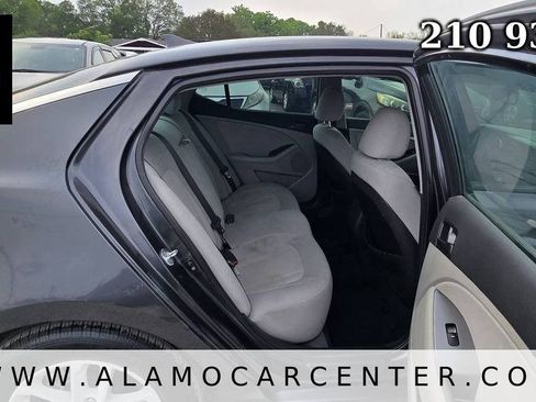 Used 2011 Kia Optima LX FWD image 19