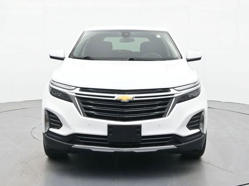 Used 2024 Chevrolet Equinox LT image 3