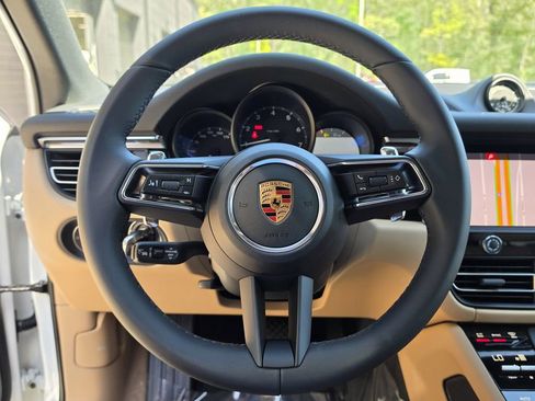 New 2026 Porsche Macan AWD/4WD image 22