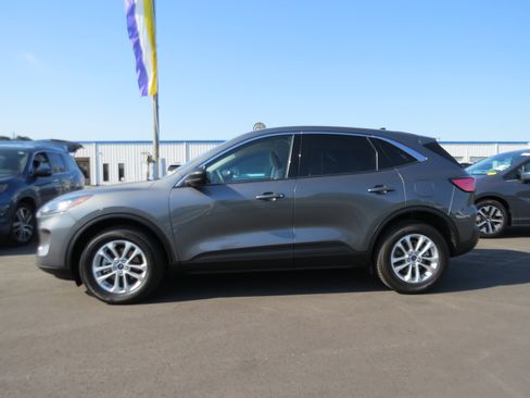 Used 2022 Ford Escape SE AWD/4WD image 4
