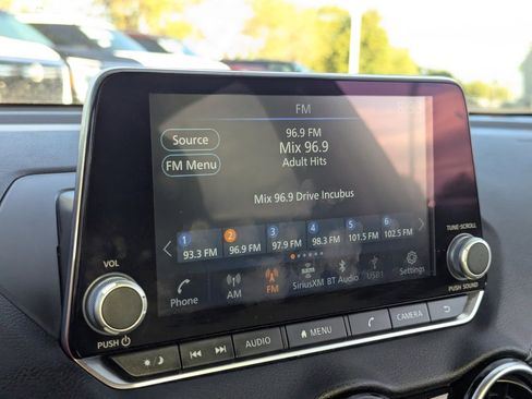 Certified 2024 Nissan Sentra SV image 22