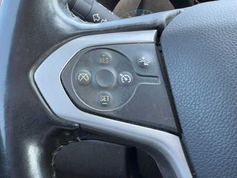 Used 2022 Chevrolet Colorado LT w/ Fleet Safety Package RWD image 16