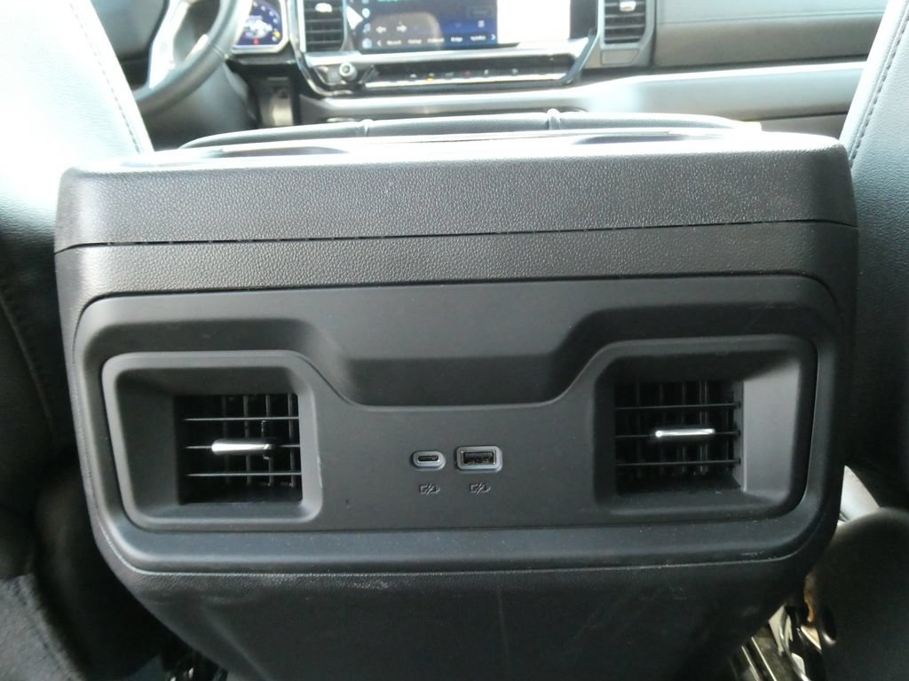 Used 2025 Chevrolet Silverado 1500 LT Trail Boss w/ Convenience Package II AWD/4WD image 20