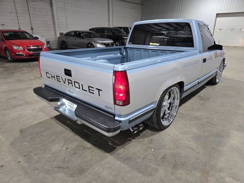 Used 1989 Chevrolet Silverado 1500 2WD Regular Cab image 14