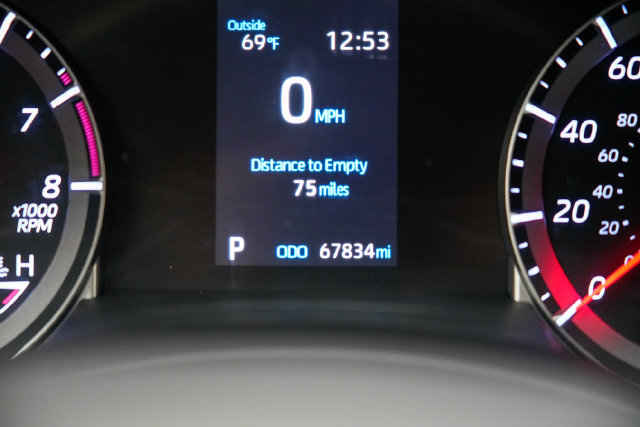 Used 2021 Toyota Highlander L AWD/4WD image 15