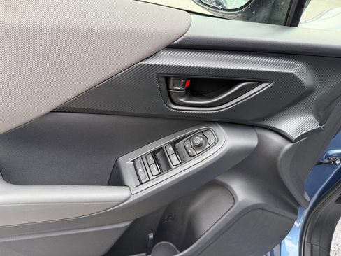 Used 2024 Subaru Crosstrek 2.0i image 18