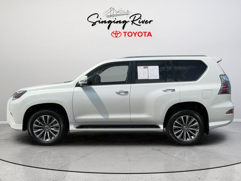 Used 2023 Lexus GX 460 Luxury AWD/4WD image 4