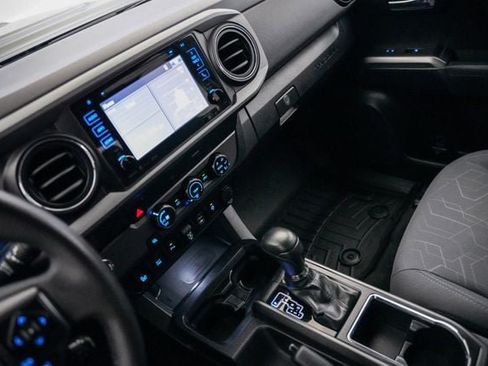 Used 2019 Toyota Tacoma TRD Sport w/ Technology Package RWD image 52