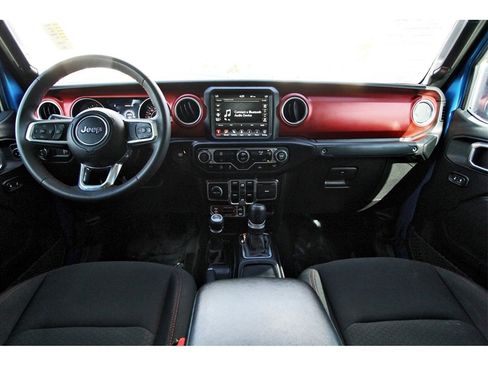 Used 2023 Jeep Gladiator Rubicon image 8