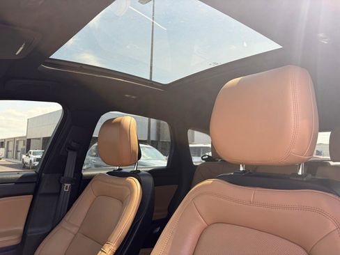 Used 2020 Lincoln Corsair Reserve w/ Equipment Group 201A image 19