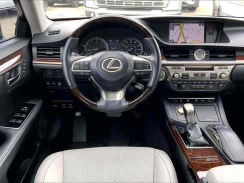 Used 2016 Lexus ES 350 image 11