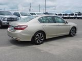 Used 2017 Honda Accord EX-L image 5