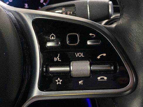 Certified 2022 Mercedes-Benz GLC 300 4MATIC image 12