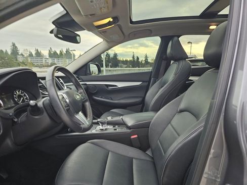 Used 2021 INFINITI QX50 Luxe image 23