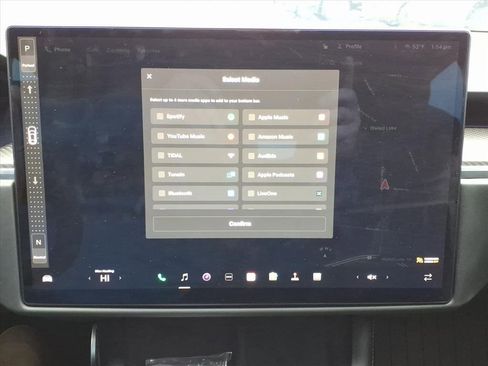 Used 2021 Tesla Model S Plaid image 16