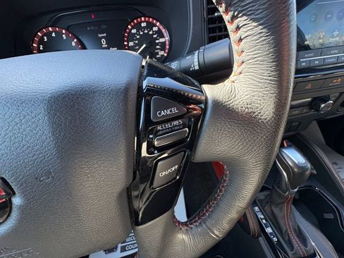 Used 2022 Nissan Frontier PRO-4X w/ Off-Road Protection Package image 27