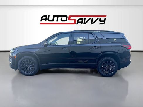 Used 2023 Chevrolet Traverse RS w/ LPO, Floor Liner Package AWD/4WD image 4