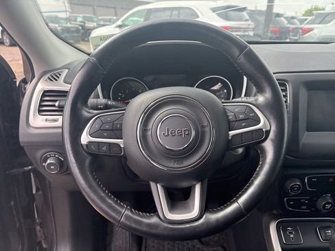 Used 2019 Jeep Compass Latitude w/ Cold Weather Group image 15