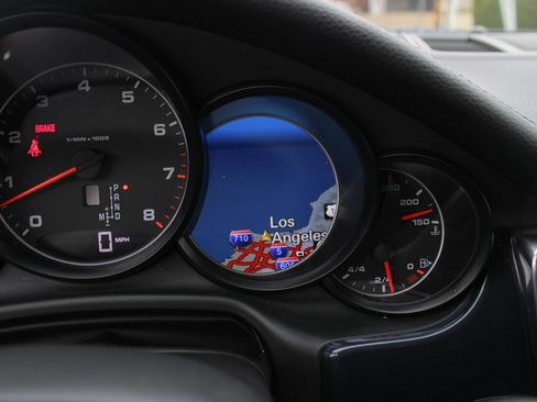 Used 2012 Porsche Panamera image 30