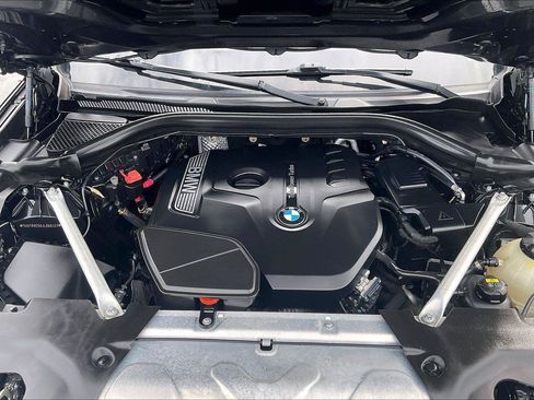 Used 2018 BMW X3 xDrive30i w/ Premium Package AWD/4WD image 12