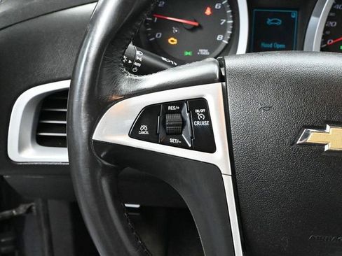 Used 2017 Chevrolet Equinox LT w/ Convenience Package FWD image 25