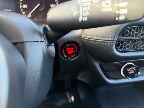 Used 2023 Honda HR-V LX image 21