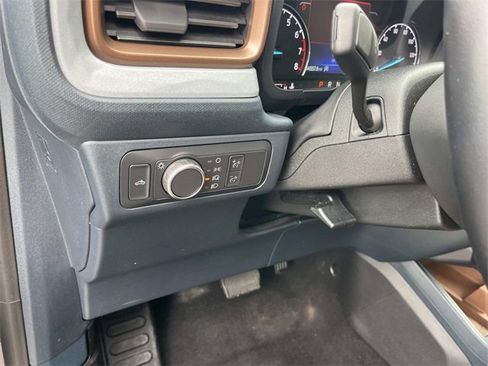 Used 2022 Ford Maverick Lariat image 26