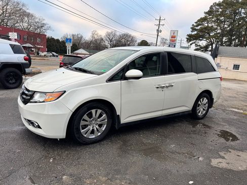 Used 2016 Honda Odyssey EX-L image 2