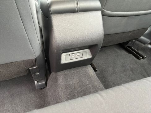 Used 2025 Nissan Altima 2.5 SV image 24