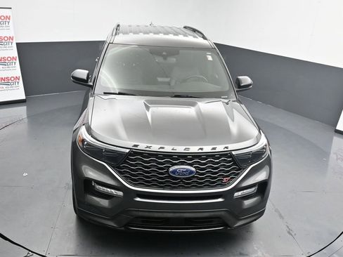 Used 2020 Ford Explorer ST w/ ST Street Pack image 11