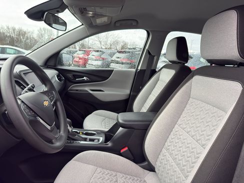 Used 2024 Chevrolet Equinox LS w/ Midnight Edition AWD/4WD image 26