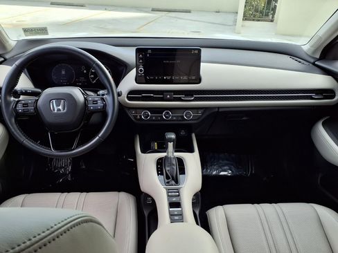 Used 2023 Honda HR-V EX-L image 10