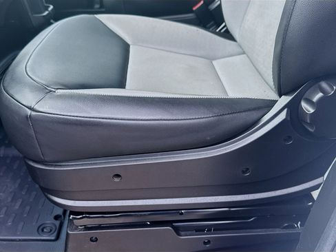 Used 2023 RAM ProMaster 2500 w/ Convenience Group image 15