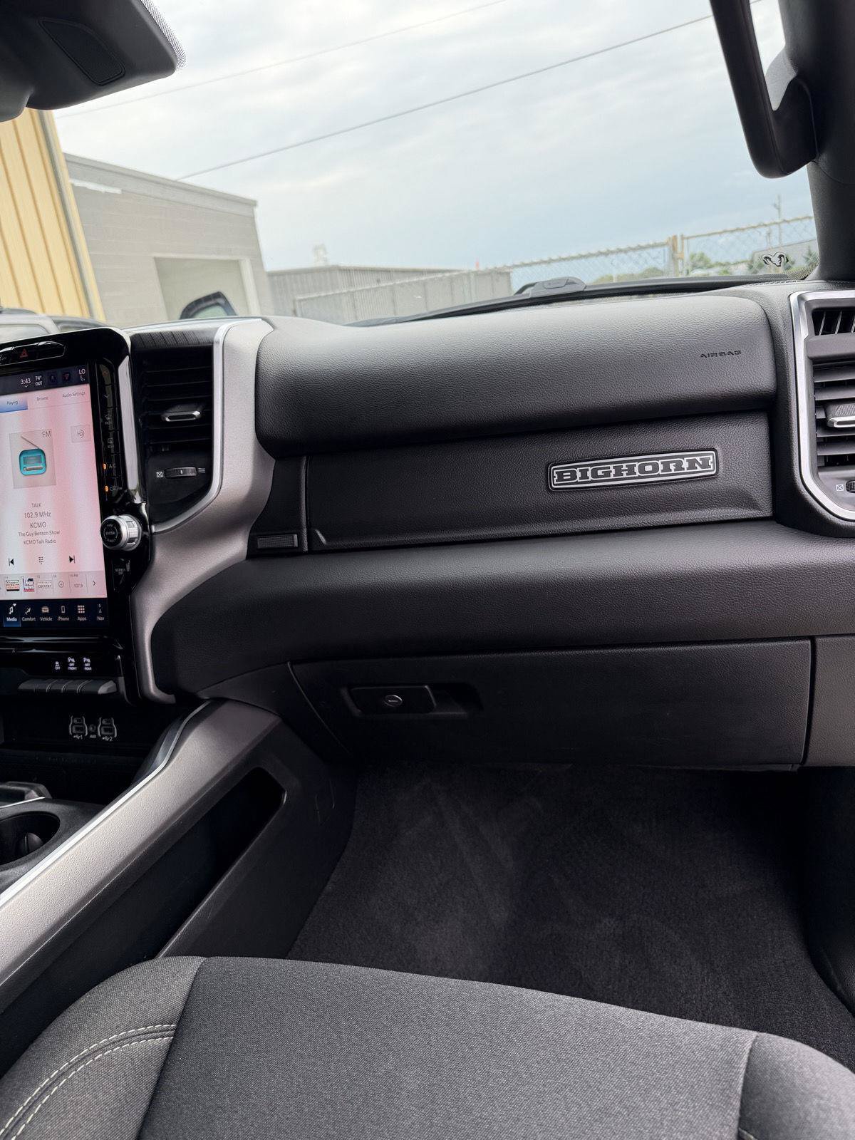 Used 2025 RAM 1500 Big Horn AWD/4WD image 28