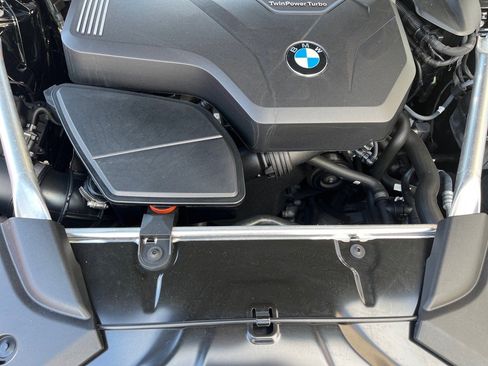 Used 2021 BMW 530i xDrive w/ Convenience Package image 40