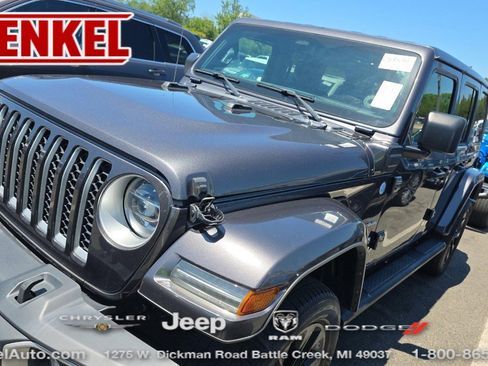 Used 2021 Jeep Wrangler Unlimited Sahara w/ Cold Weather Group AWD/4WD image 1