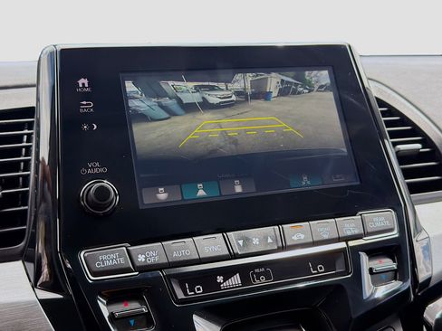 Certified 2024 Honda Odyssey Touring image 14