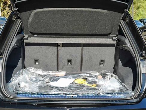 New 2025 Audi Q3 2.0T Premium Plus image 29