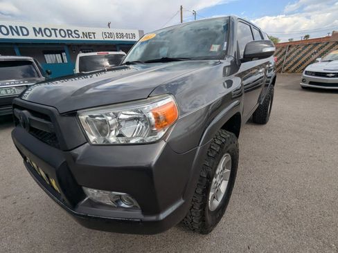 Used 2013 Toyota 4Runner SR5 w/ Premium Pkg w/3rd Row Seat image 8